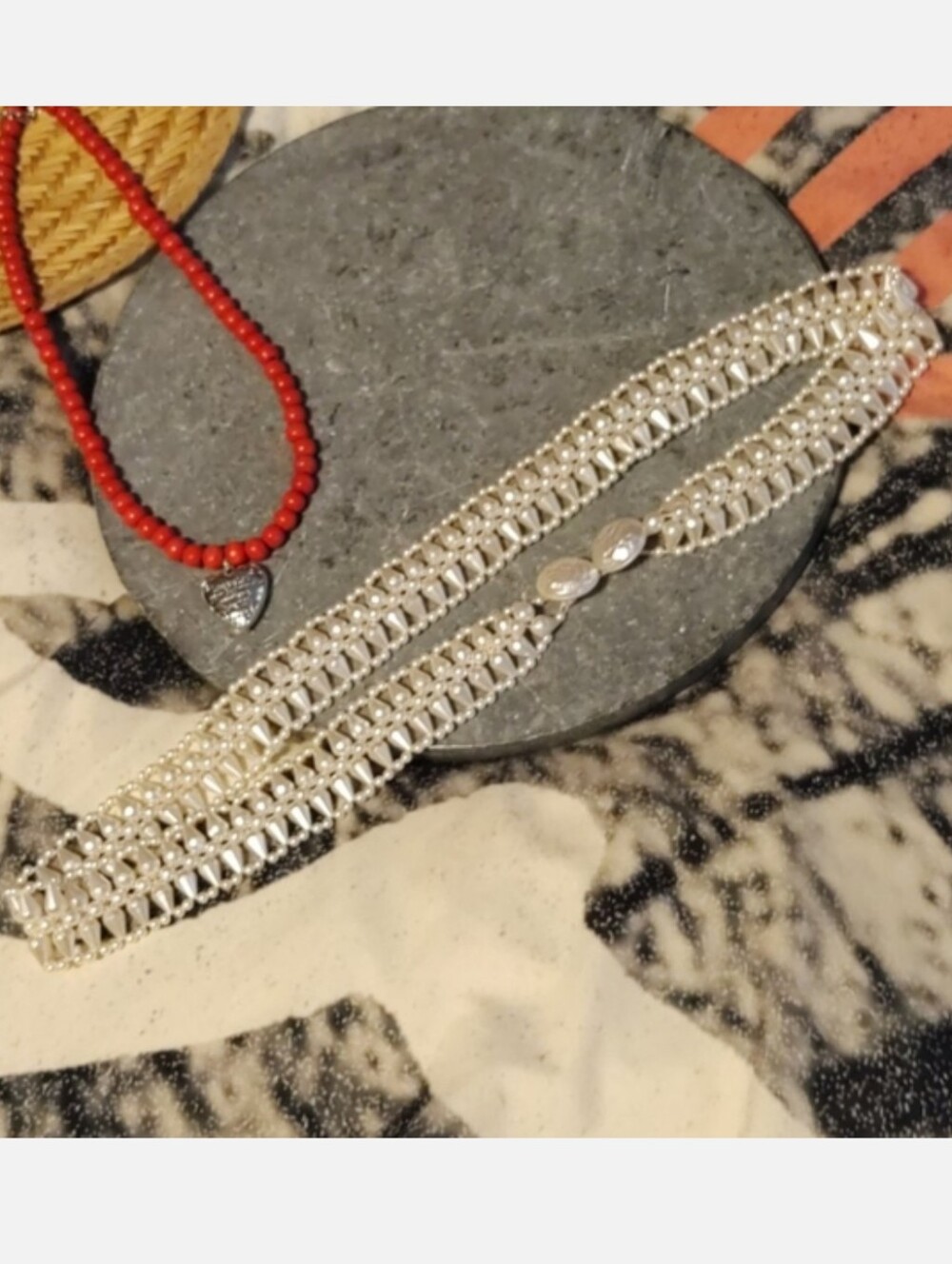 Pearl Tone Beaded Accent Belt 31-32"